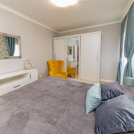 City Center De Lux Apartment Бар Екстер'єр фото