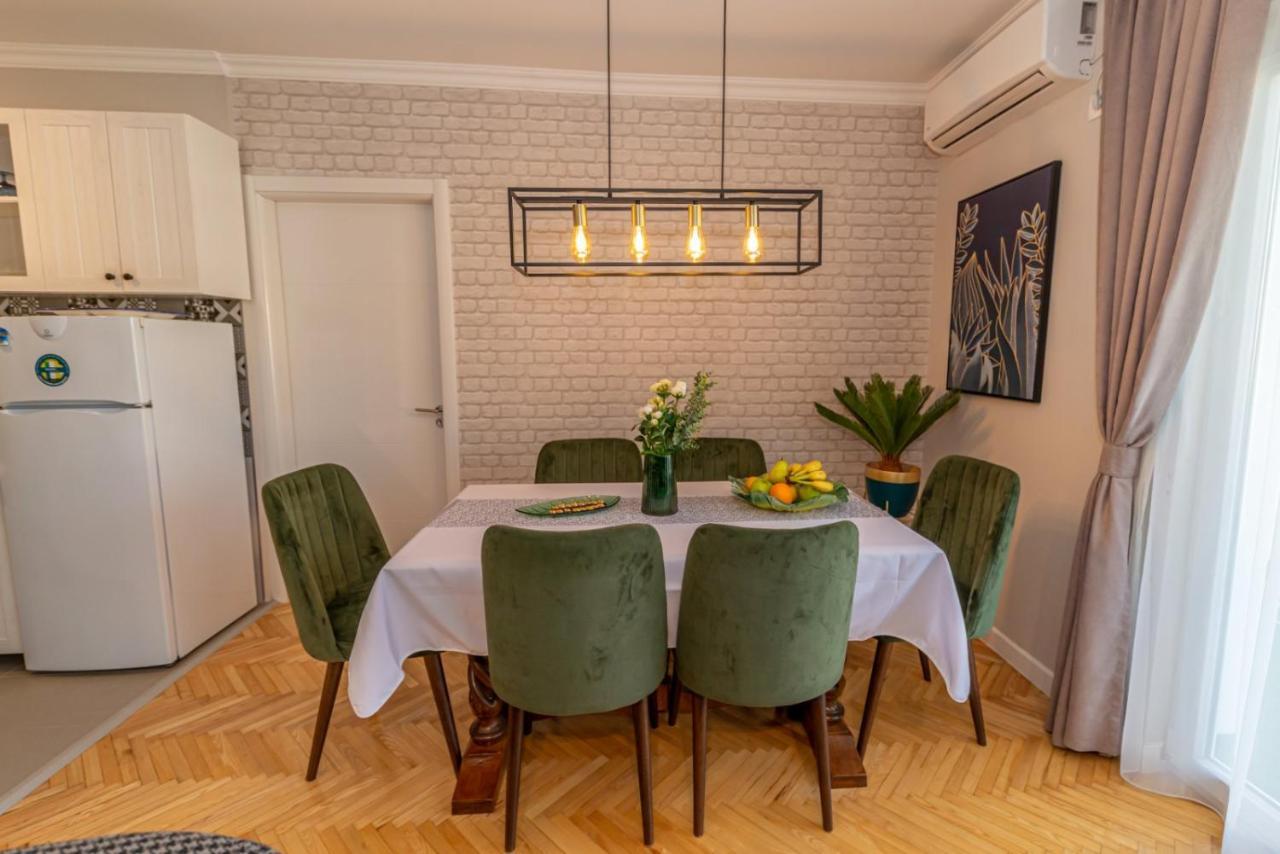 City Center De Lux Apartment Бар Екстер'єр фото